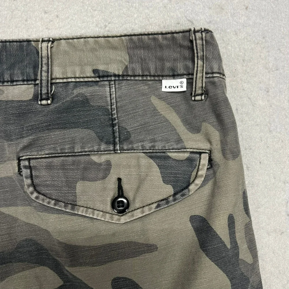 Levis Mens Camo Cargo Shorts Green Brown Camouflage W40 100% Cotton Y2K Style